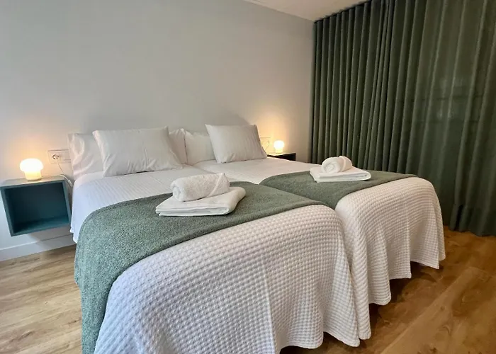 Piso Exclusivo En Vigo Centrico, Negocios, Confort